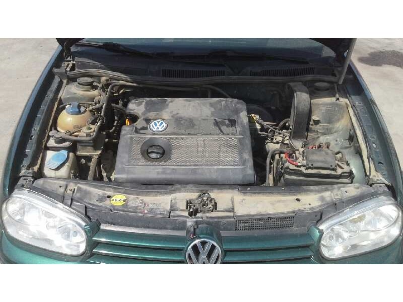 volkswagen golf iv berlina (1j1) del año 2001