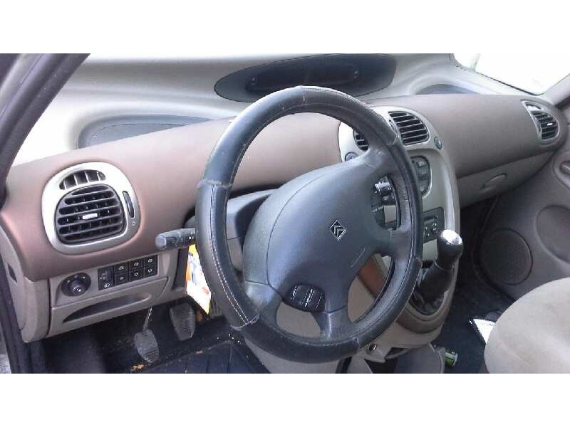 citroën xsara picasso del año 2002