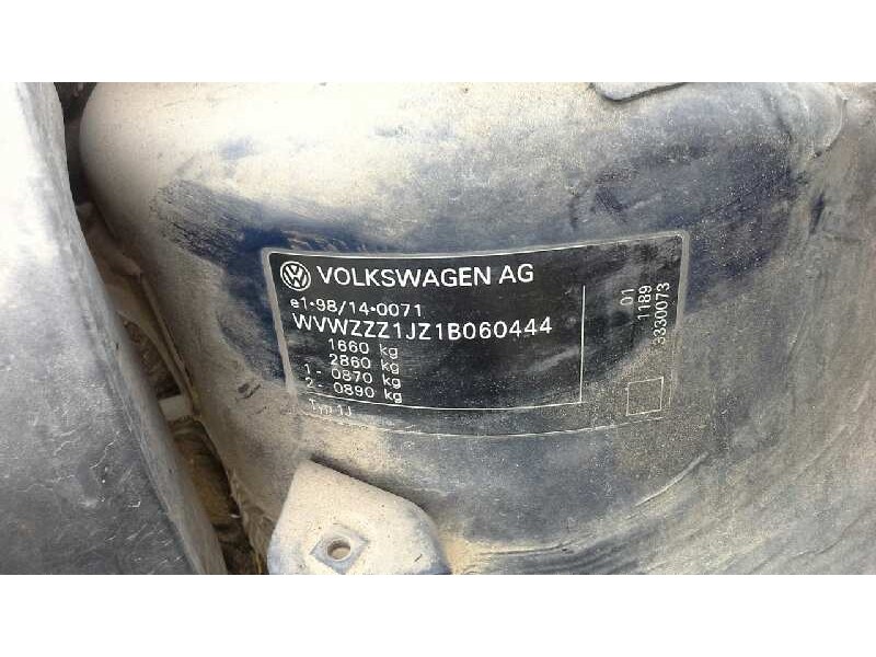 volkswagen golf iv berlina (1j1) del año 2000