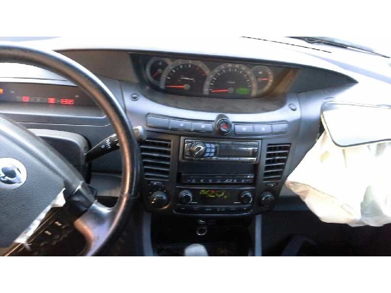 ssangyong rodius del año 2007