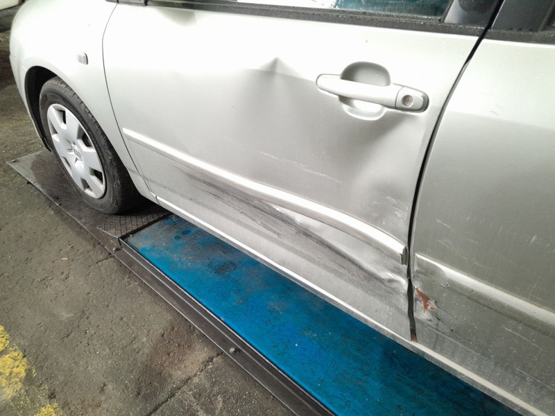 toyota corolla (e12) del año 2006