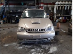 kia carnival del año 2001