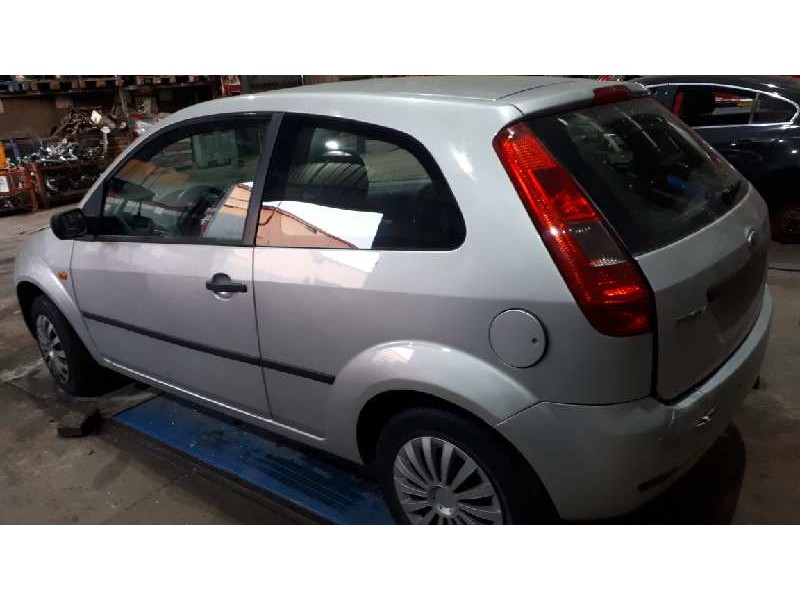 ford fiesta (cbk) del año 2003