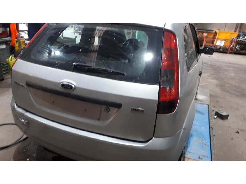 ford fiesta (cbk) del año 2003