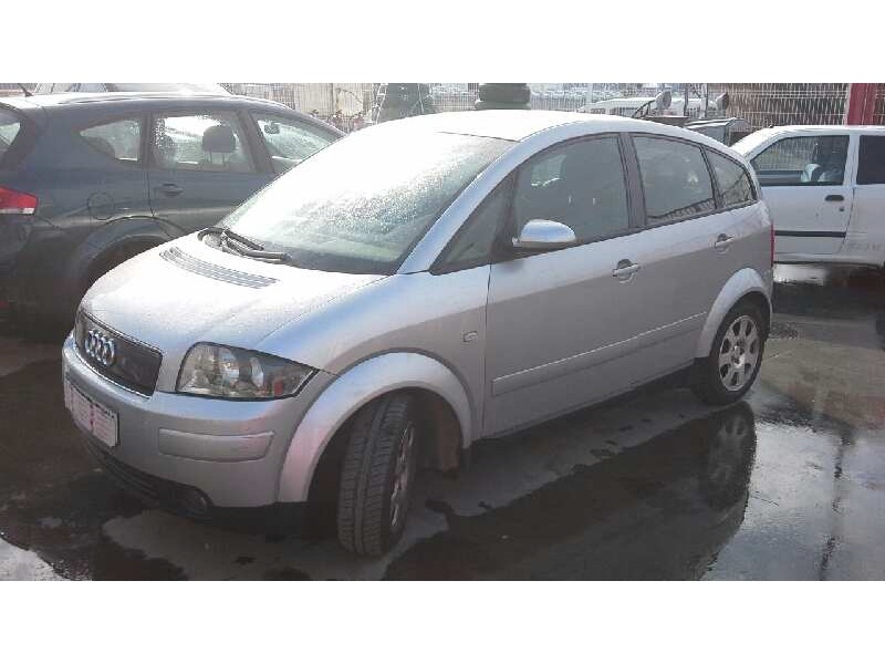audi a2 (8z) del año 2002