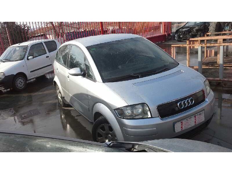 audi a2 (8z) del año 2002