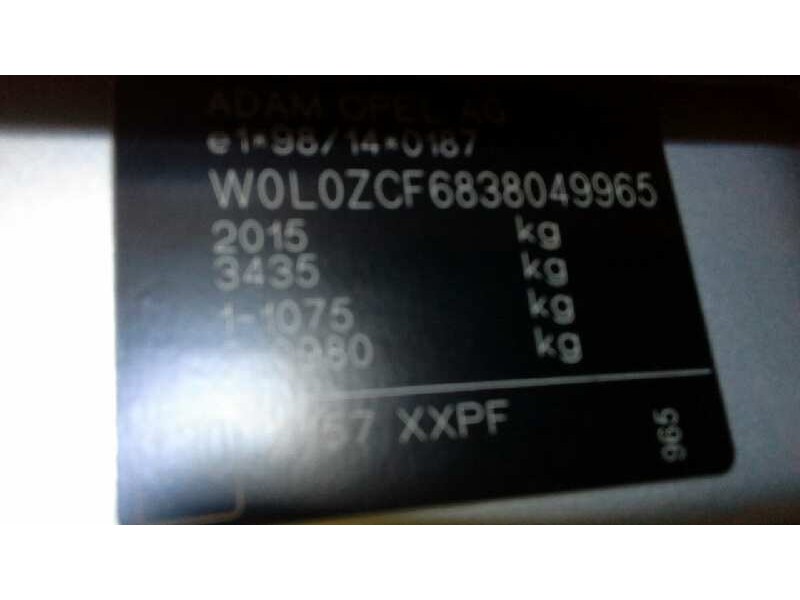 opel vectra c berlina del año 2003