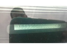 saab 9-3 berlina del año 2000 2