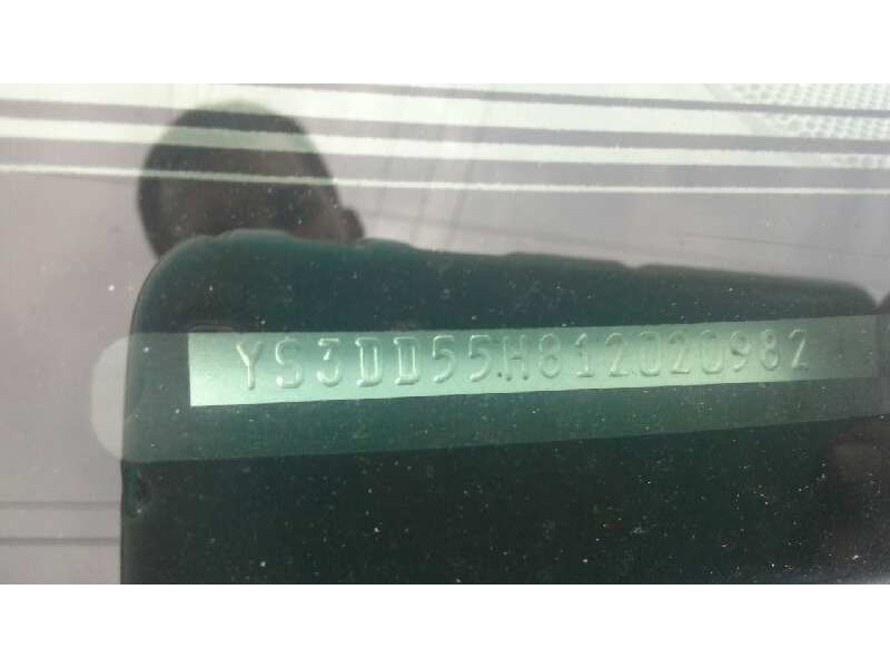 saab 9-3 berlina del año 2000