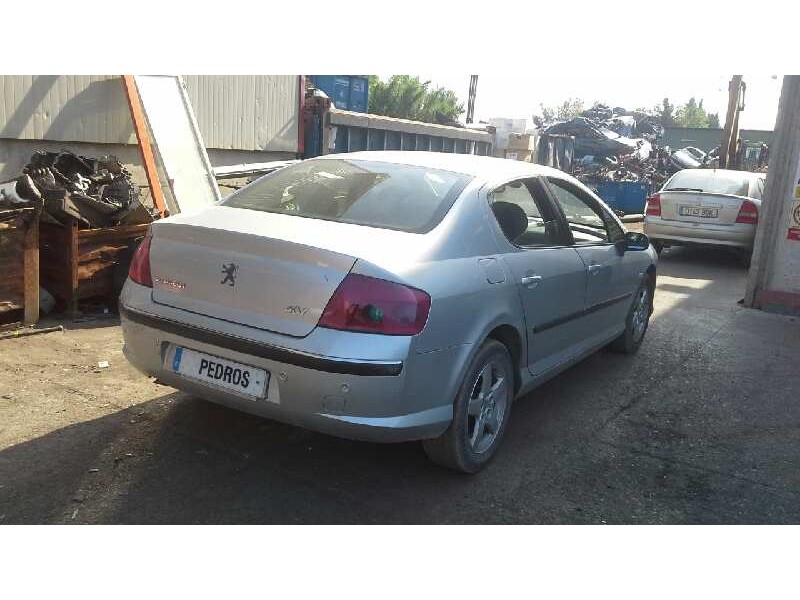 peugeot 407 del año 2004
