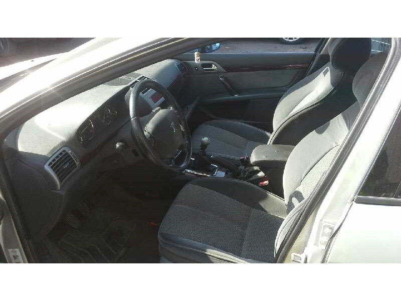 peugeot 407 del año 2004