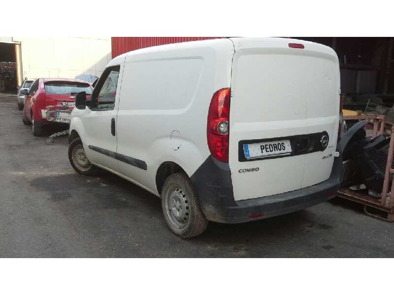 opel combo d del año 2013