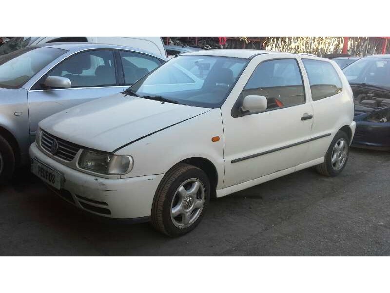 volkswagen polo berlina (6n1) del año 1997