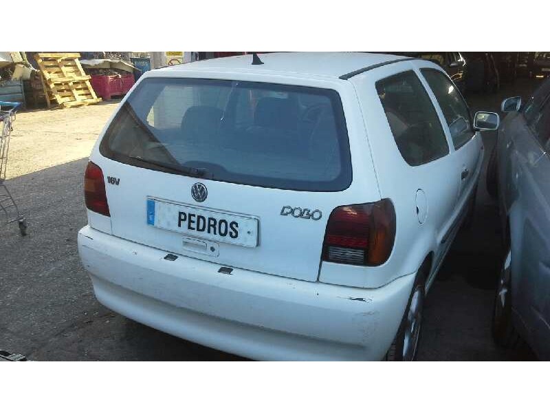 volkswagen polo berlina (6n1) del año 1997
