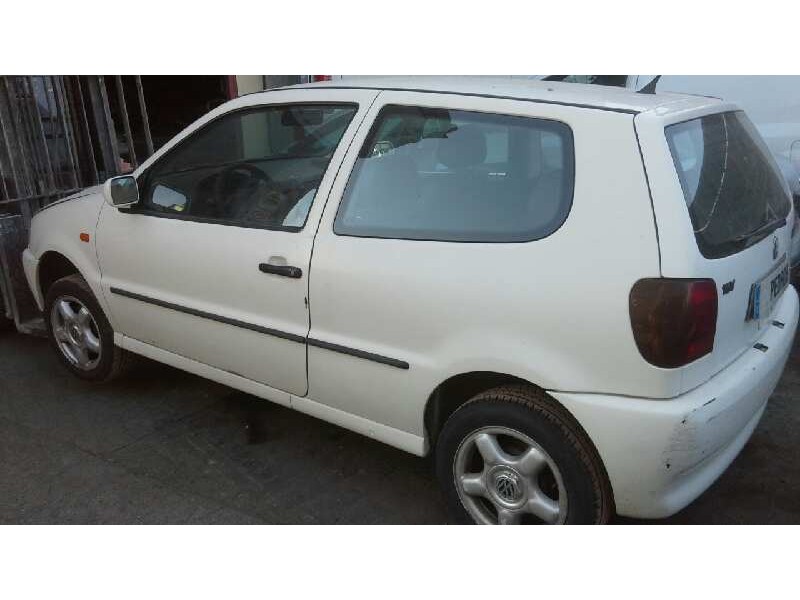 volkswagen polo berlina (6n1) del año 1997