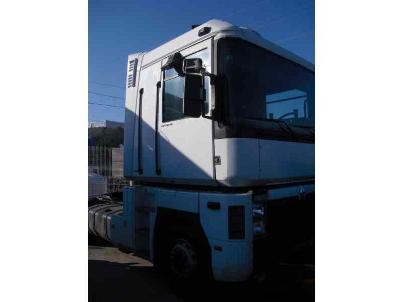 renault magnum del año 2001