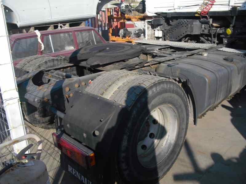 renault magnum del año 2001