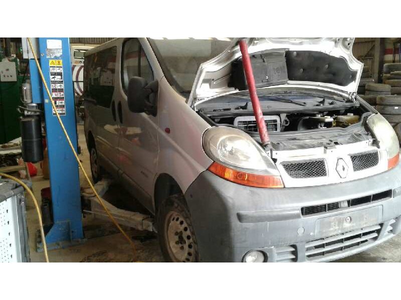renault trafic combi (ab 4.01) del año 2005