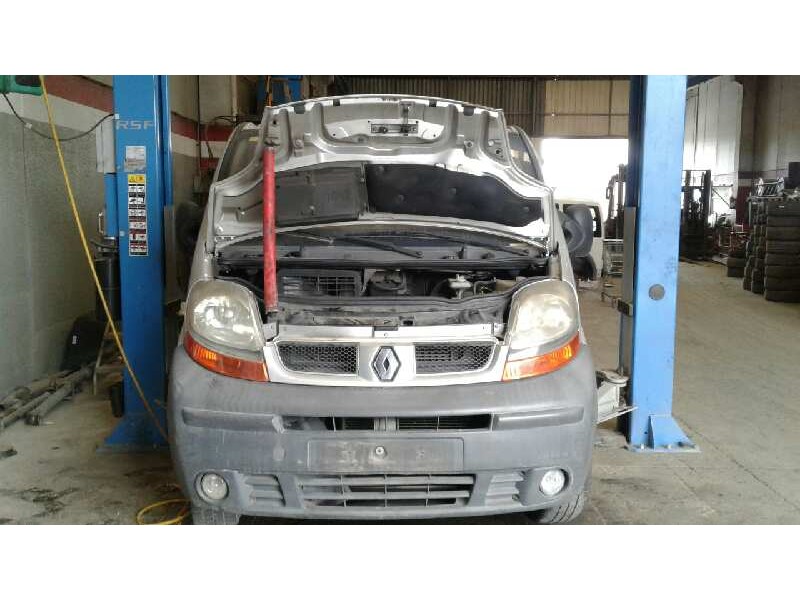 renault trafic combi (ab 4.01) del año 2005