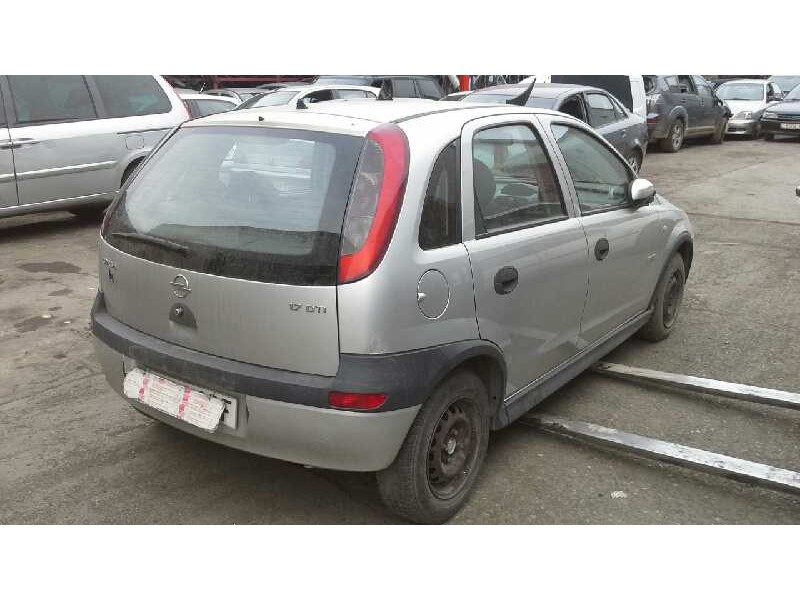 opel corsa c del año 2002