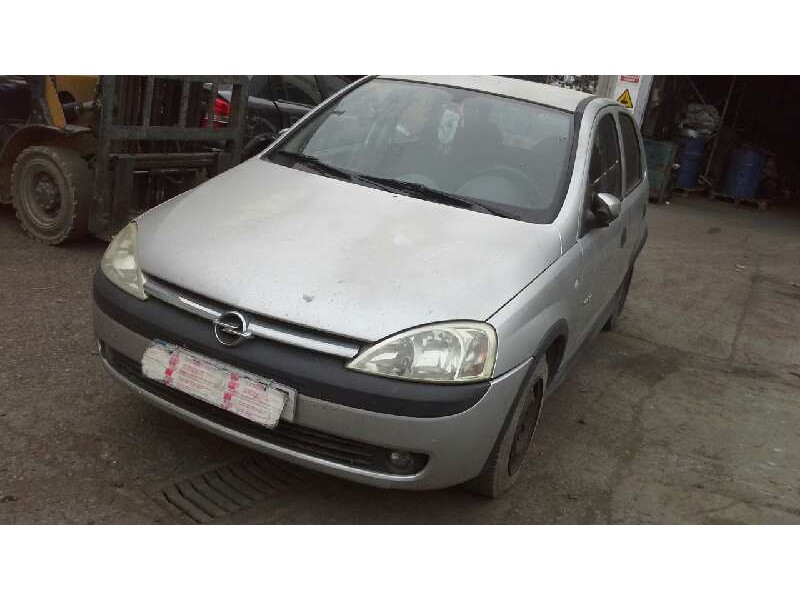 opel corsa c del año 2002