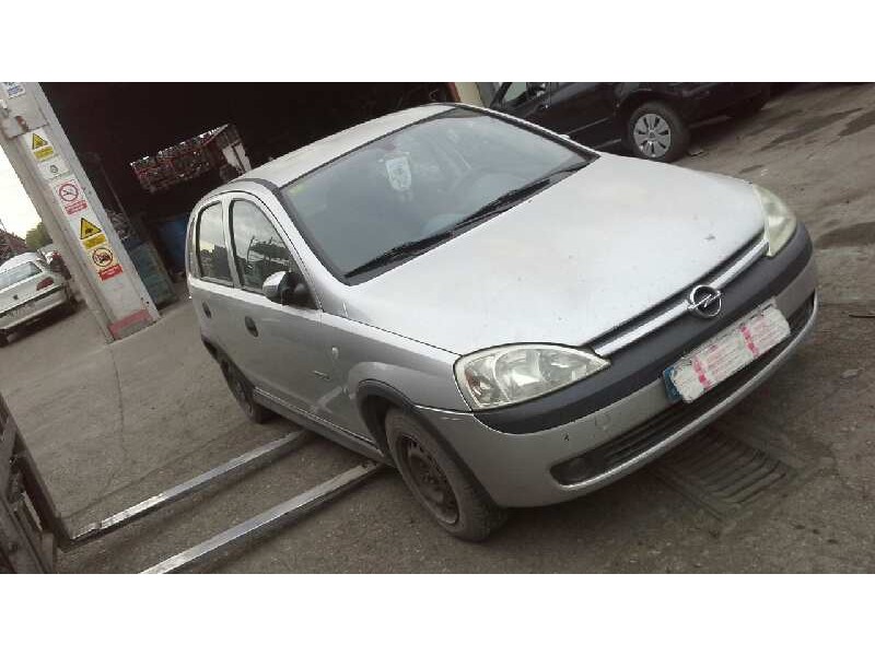 opel corsa c del año 2002