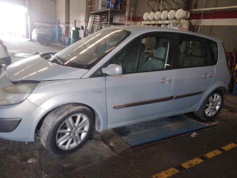 renault scenic ii del año 2003