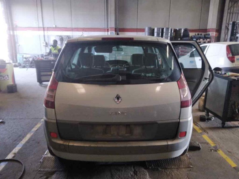 renault scenic ii del año 2003