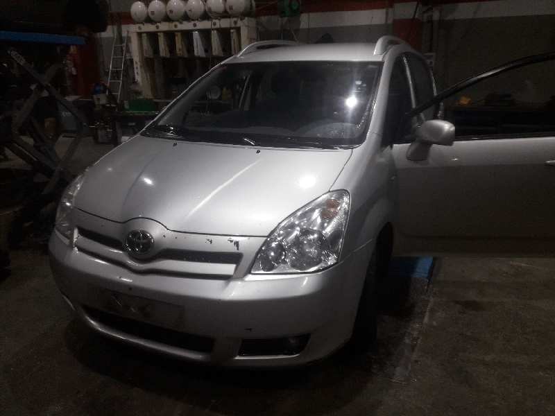 toyota corolla verso (r1) del año 2006