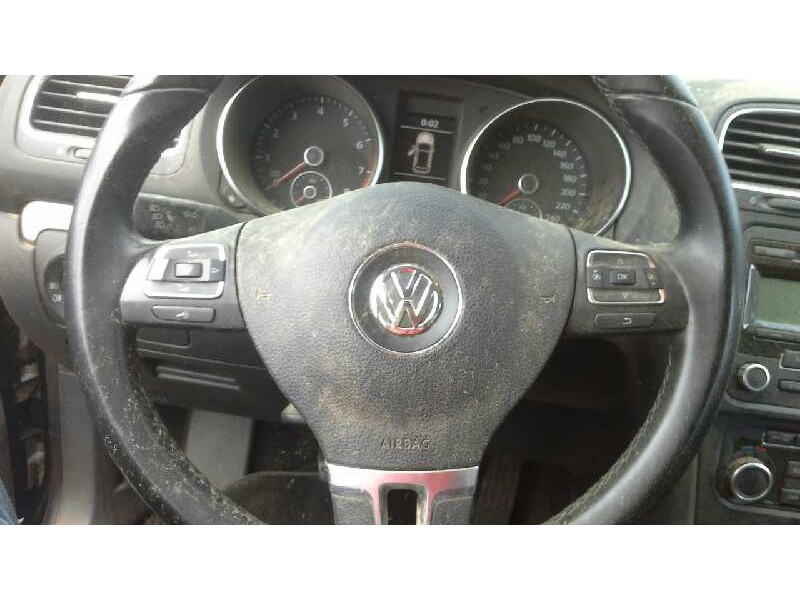 volkswagen golf vi (5k1) del año 2010