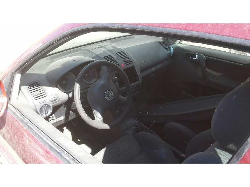 volkswagen polo berlina (6n2) del año 2001