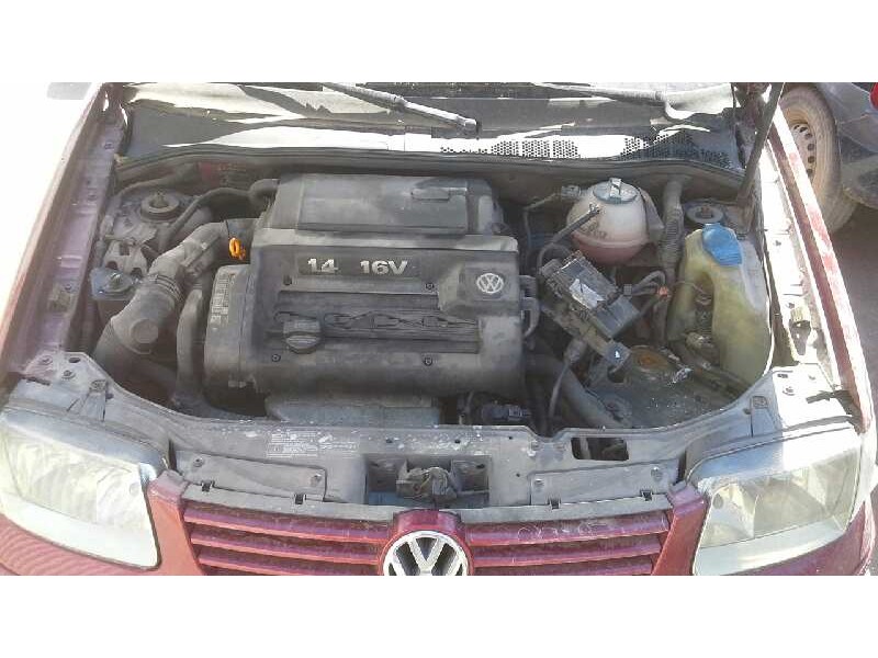 volkswagen polo berlina (6n2) del año 2001