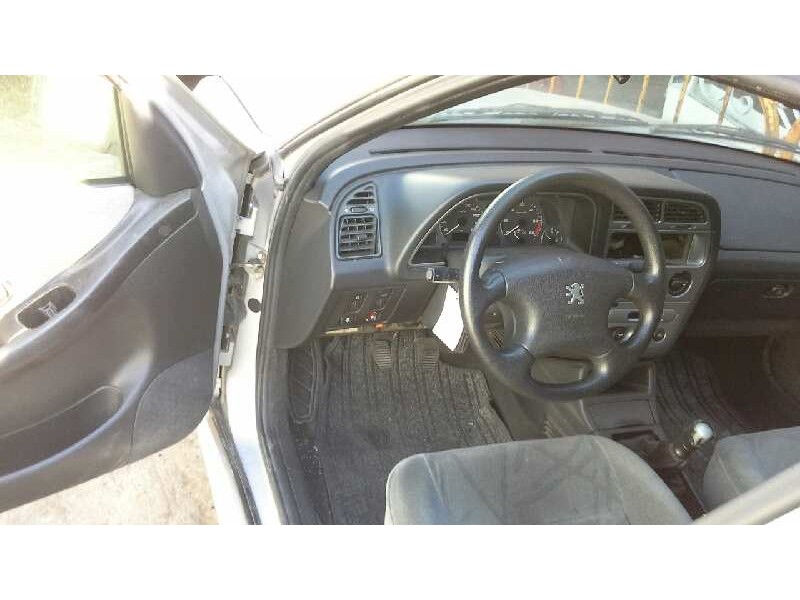 peugeot 306 berlina 3/4/5 puertas (s2) del año 1999