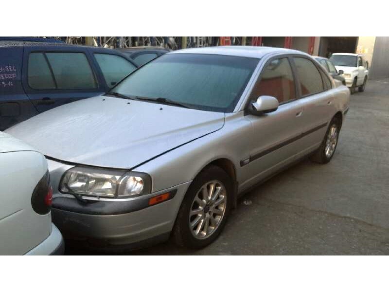 volvo s80 berlina del año 2000