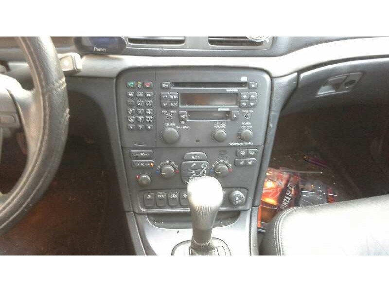 volvo s80 berlina del año 2000