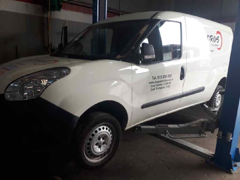 opel combo d del año 2015