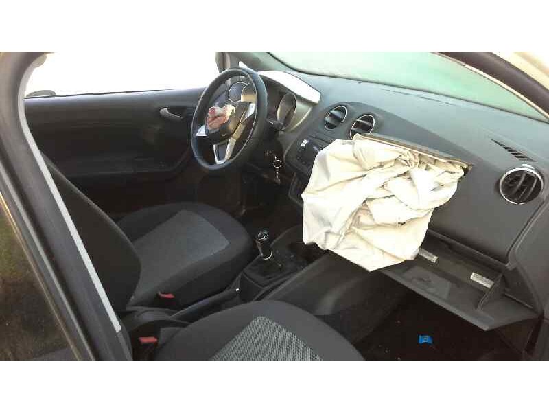 seat ibiza sc (6j1) del año 2010