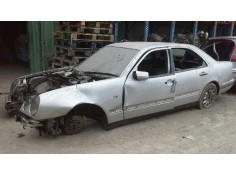 mercedes-benz clase e (w210) berlina diesel del año 1999