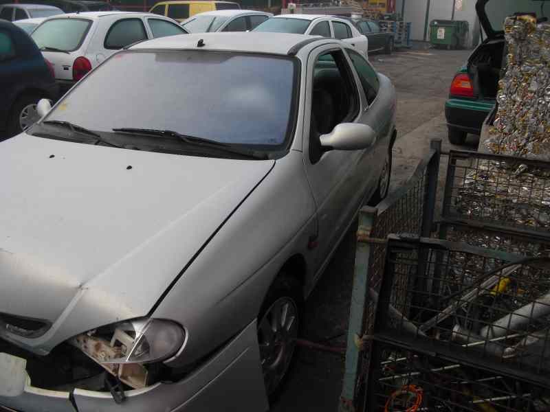 renault megane i coupe fase 2 (da..) del año 2001