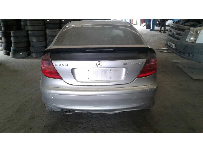 mercedes-benz clase c (w203) sportcoupe del año 2001