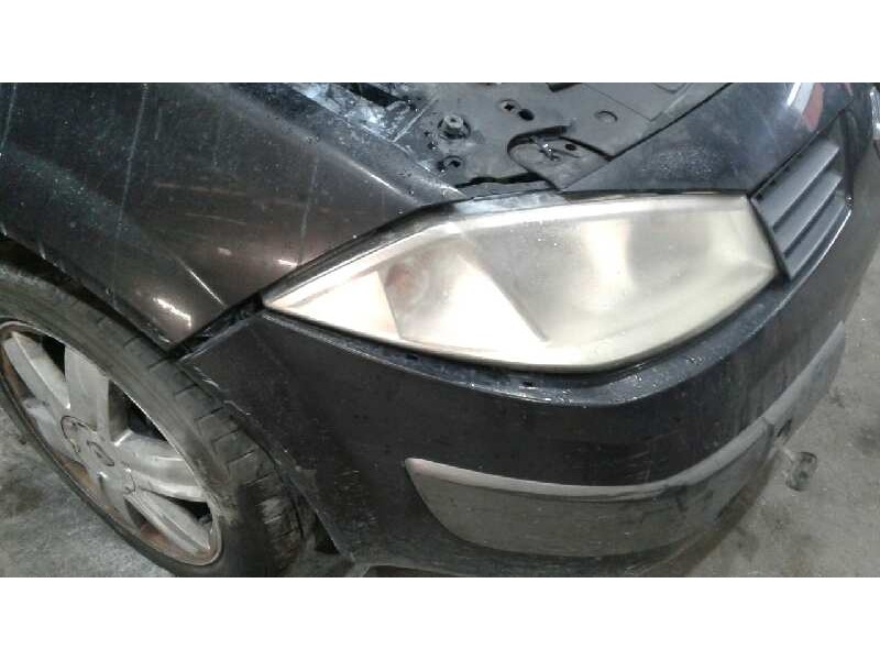 renault megane ii classic berlina del año 2005