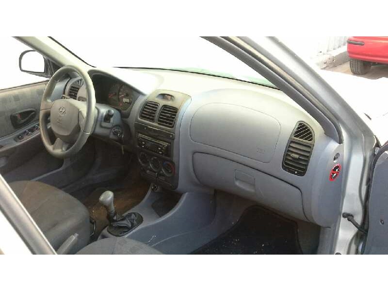 hyundai accent (lc) del año 2004