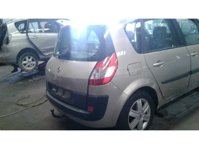 renault scenic ii del año 2006