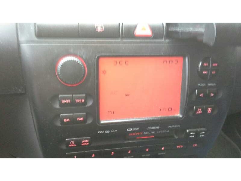 seat ibiza (6k1) del año 2001