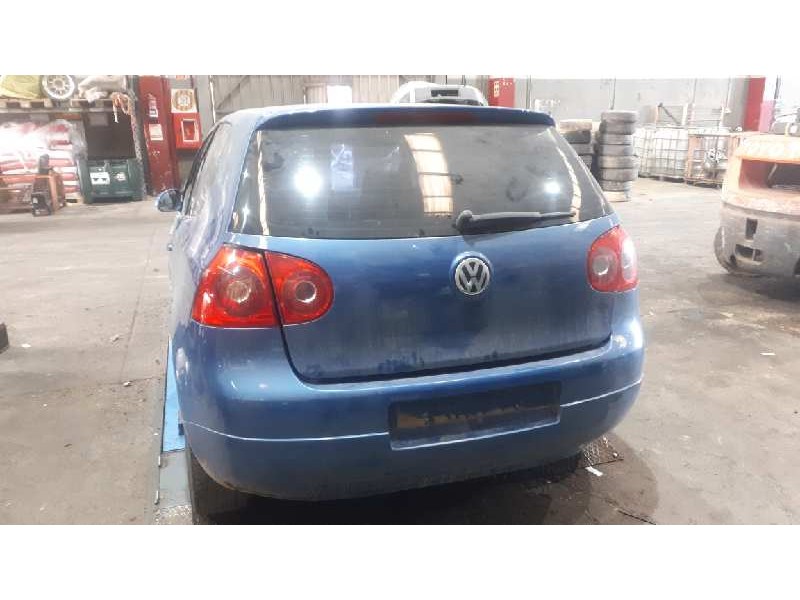 volkswagen golf v berlina (1k1) del año 2004
