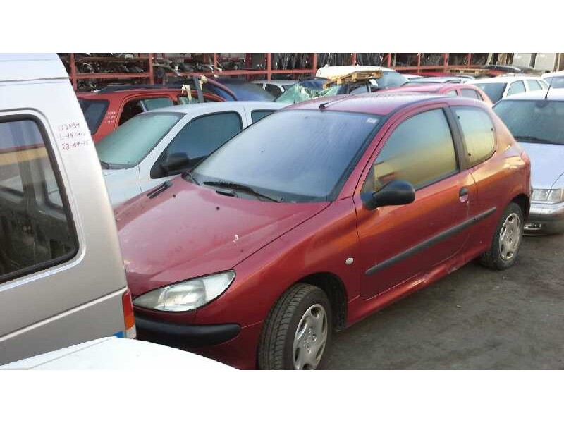 peugeot 206 berlina del año 2001
