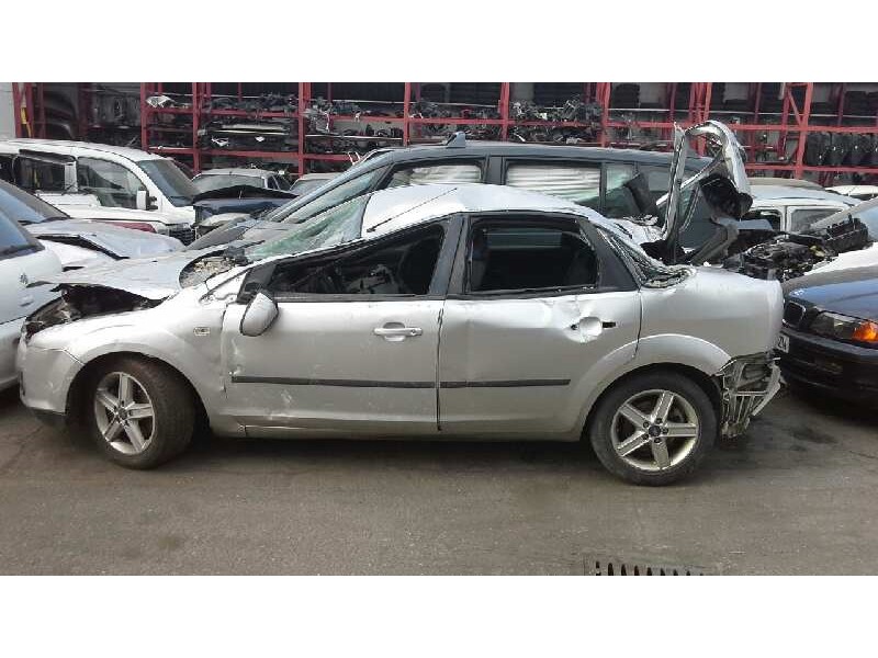ford focus berlina (cap) del año 2007