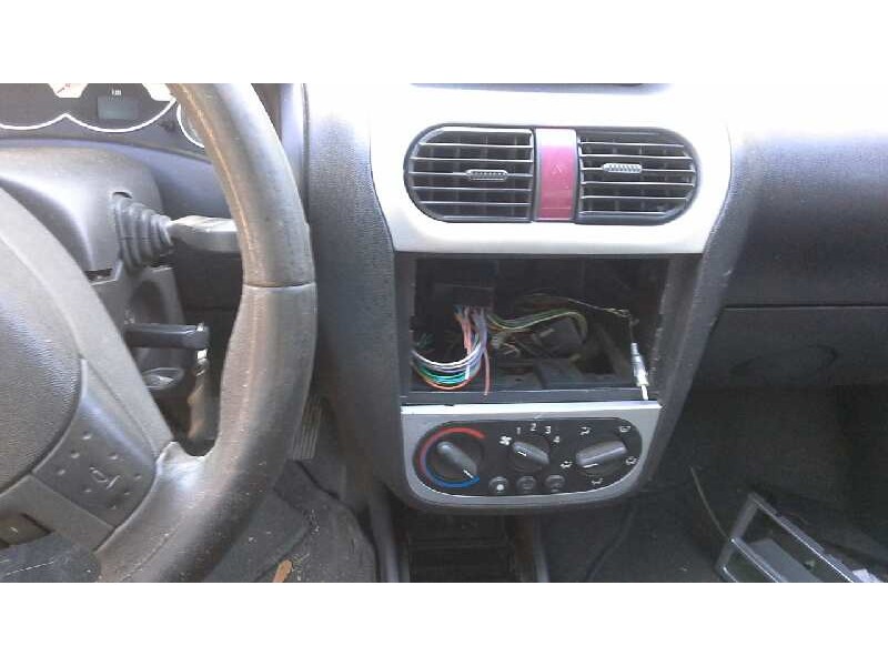 opel corsa c del año 2005