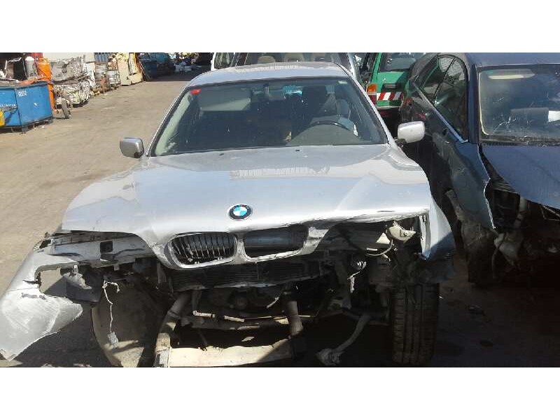 bmw serie 5 berlina (e39) del año 2000