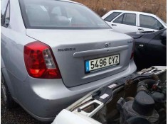 daewoo nubira berlina del año 2004